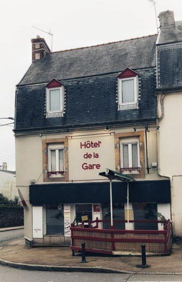 Hotel De La Gare Морле Экстерьер фото